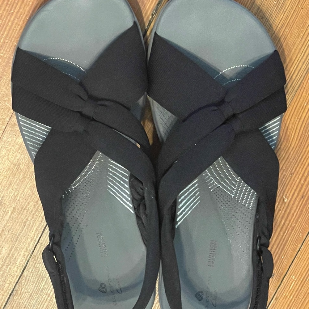 Clarks Black Knotted Crossband Women's Sandals